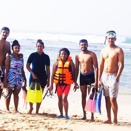 Hotel Madiha Surf House Lanka Matara Exteriér fotografie